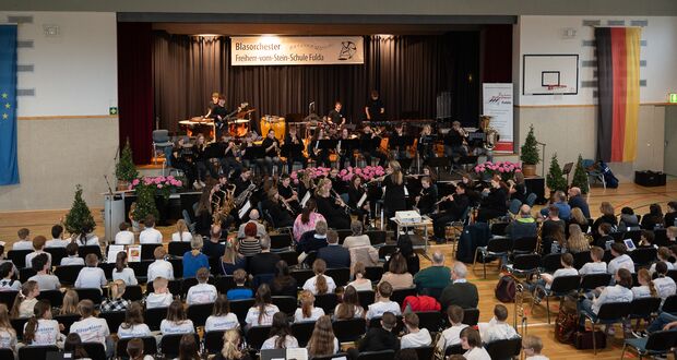 Bläserklassenjubiläum der Freiherr-vom-Stein-Schule steht im Zeichen der musikalischen Begegnung