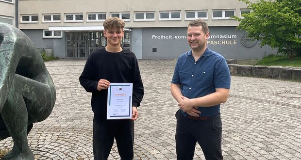 Oskar Knüttel (9E) vertritt die Steinschule und den Landkreis Fulda im Bundesfinale